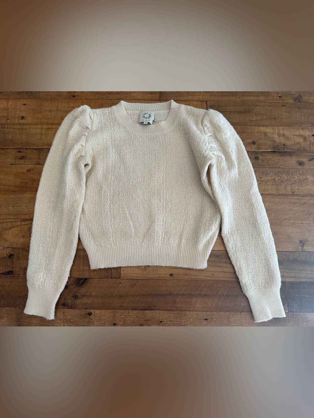 Lili Sidonio Cream Sweater Size Small